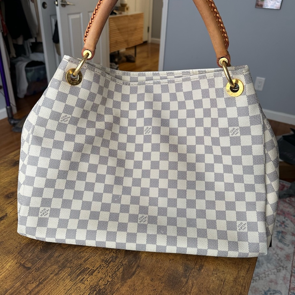 Louis Vuitton Damier Artsy Azur MM tote